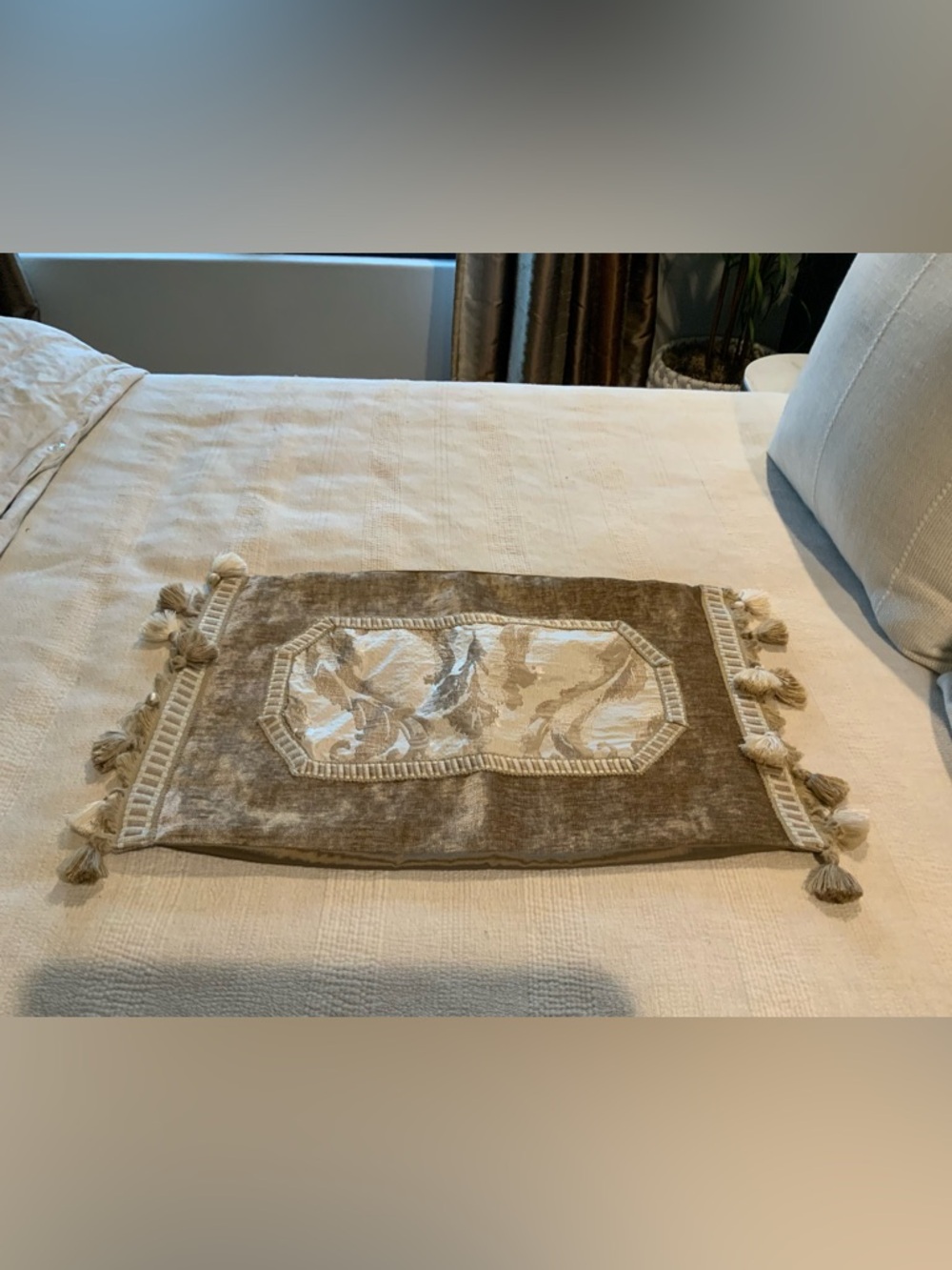 DIAN AUSTIN Neutral Tassel Decorative Pillow Cover - Beige & Cream